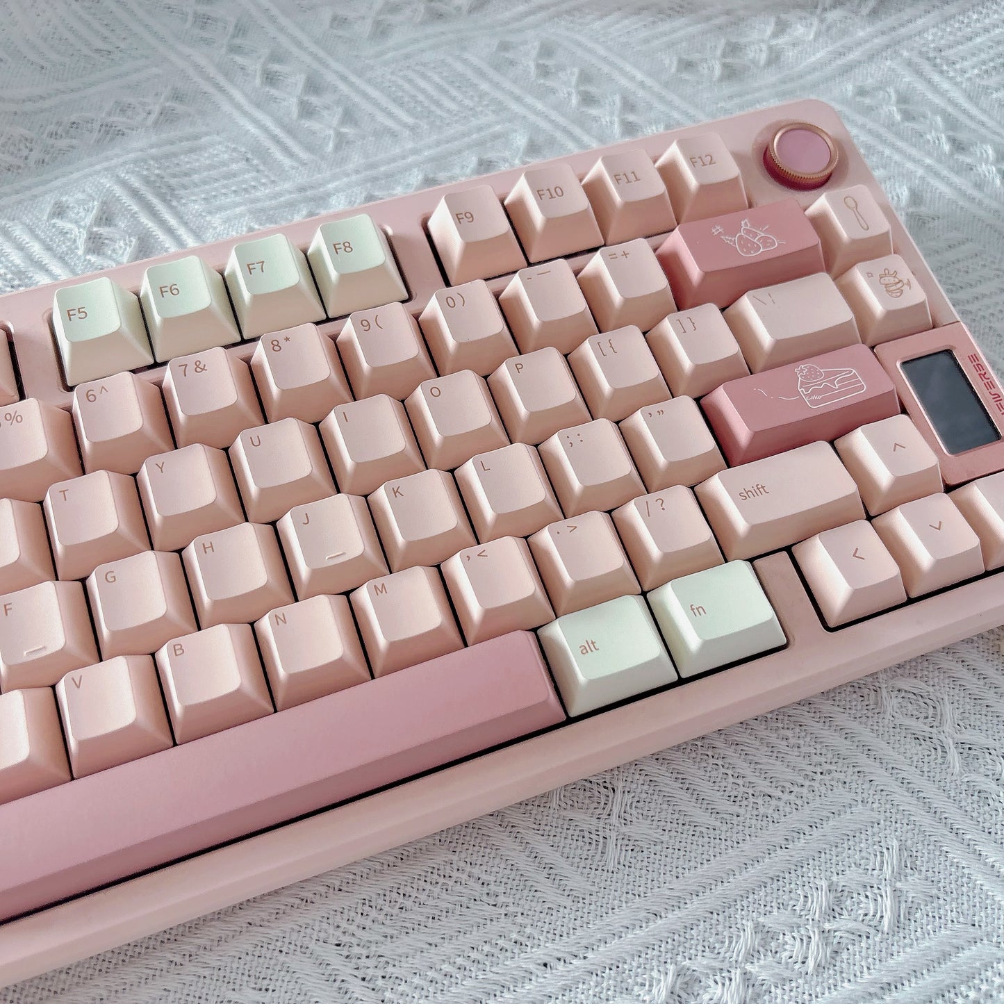 QTUO Strawberry shortcake Bunny Keycaps Cherry Profiles